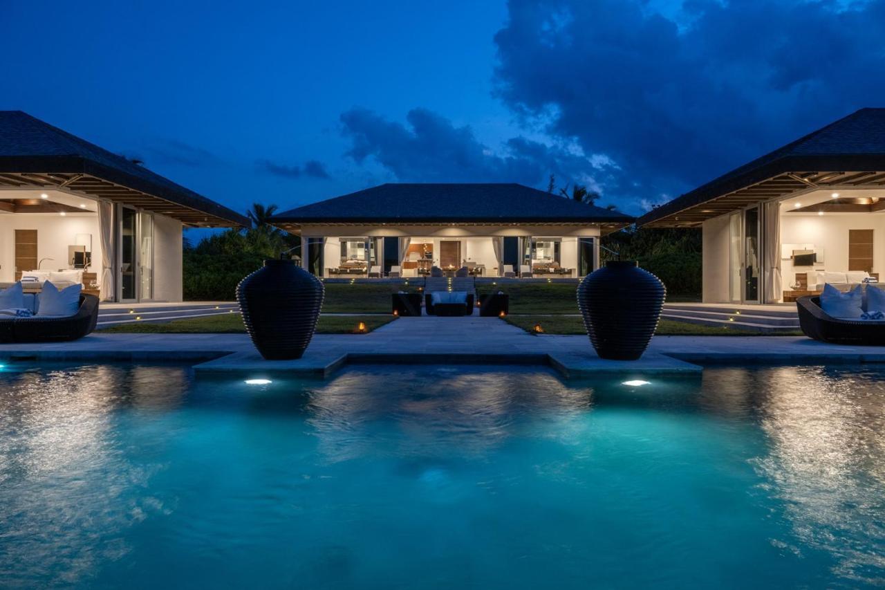Villa Ananda House Estate à Governor S Harbour Extérieur photo